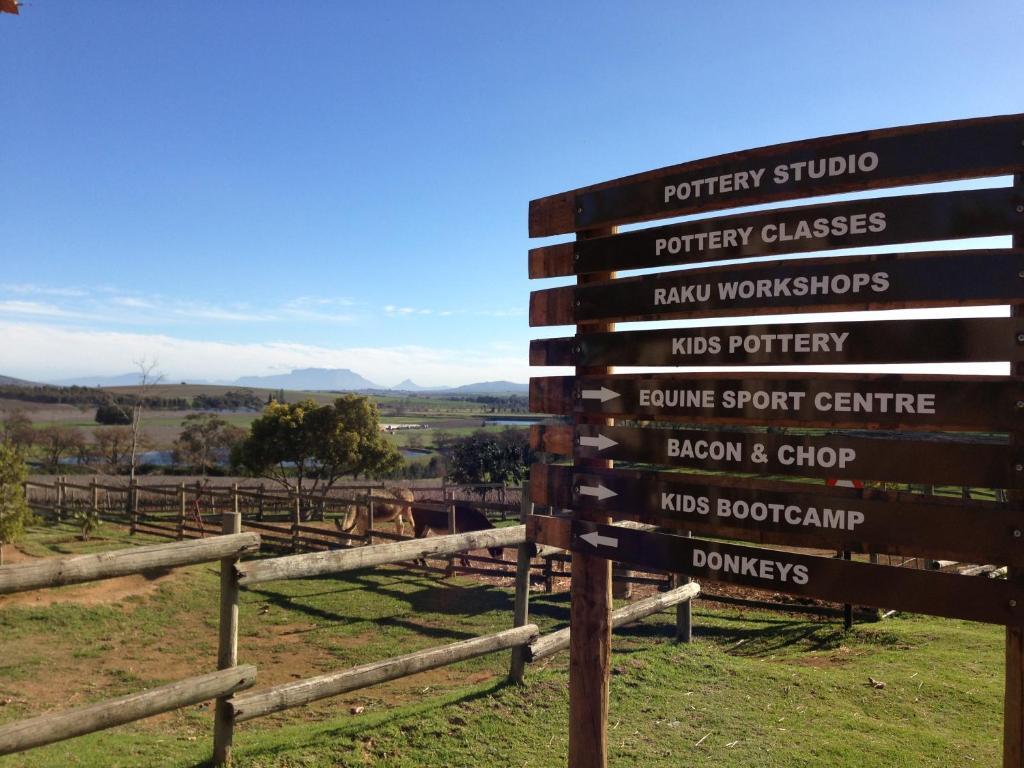 Dirtopia Trail Lodge Stellenbosch Buitenkant foto